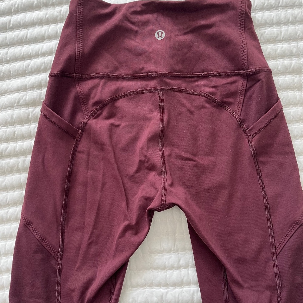 Lululemon cropped leggings
